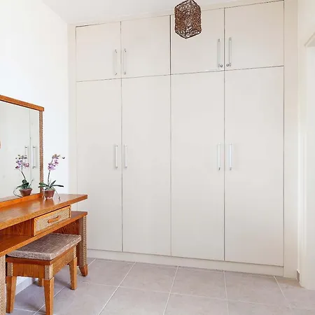 דירה Thalassa Beach Front *