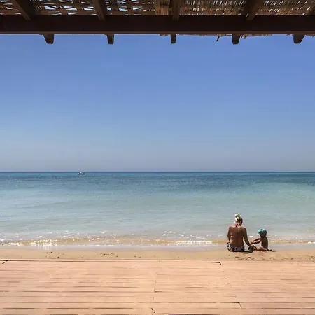 Thalassa Beach Front Apartman Vokolidha