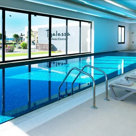 Thalassa Beach Front Apartman Vokolidha