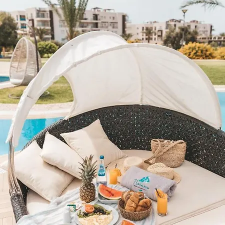 Thalassa Beach Front Vokolidha
